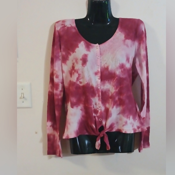 NWOT Ultra Flirt Tie Dye Twist Hem L/S Henley Thermal Style Top, Size XL - Picture 8 of 12
